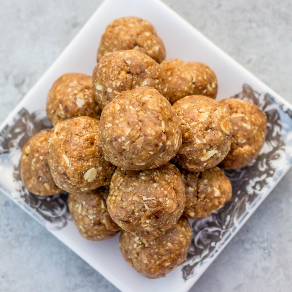 Peanut Butter Oatmeal Energy Bites